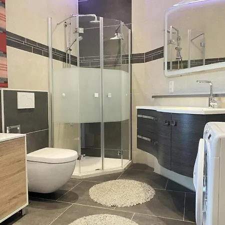 In Heselbach Mit Grill- Whirlpool Und Garten By Interhome *